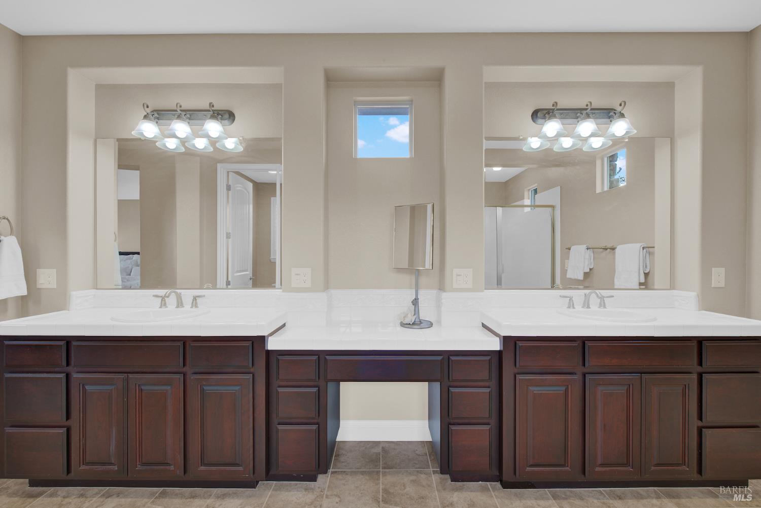 583 Via De Bella Fairfield CA 94534