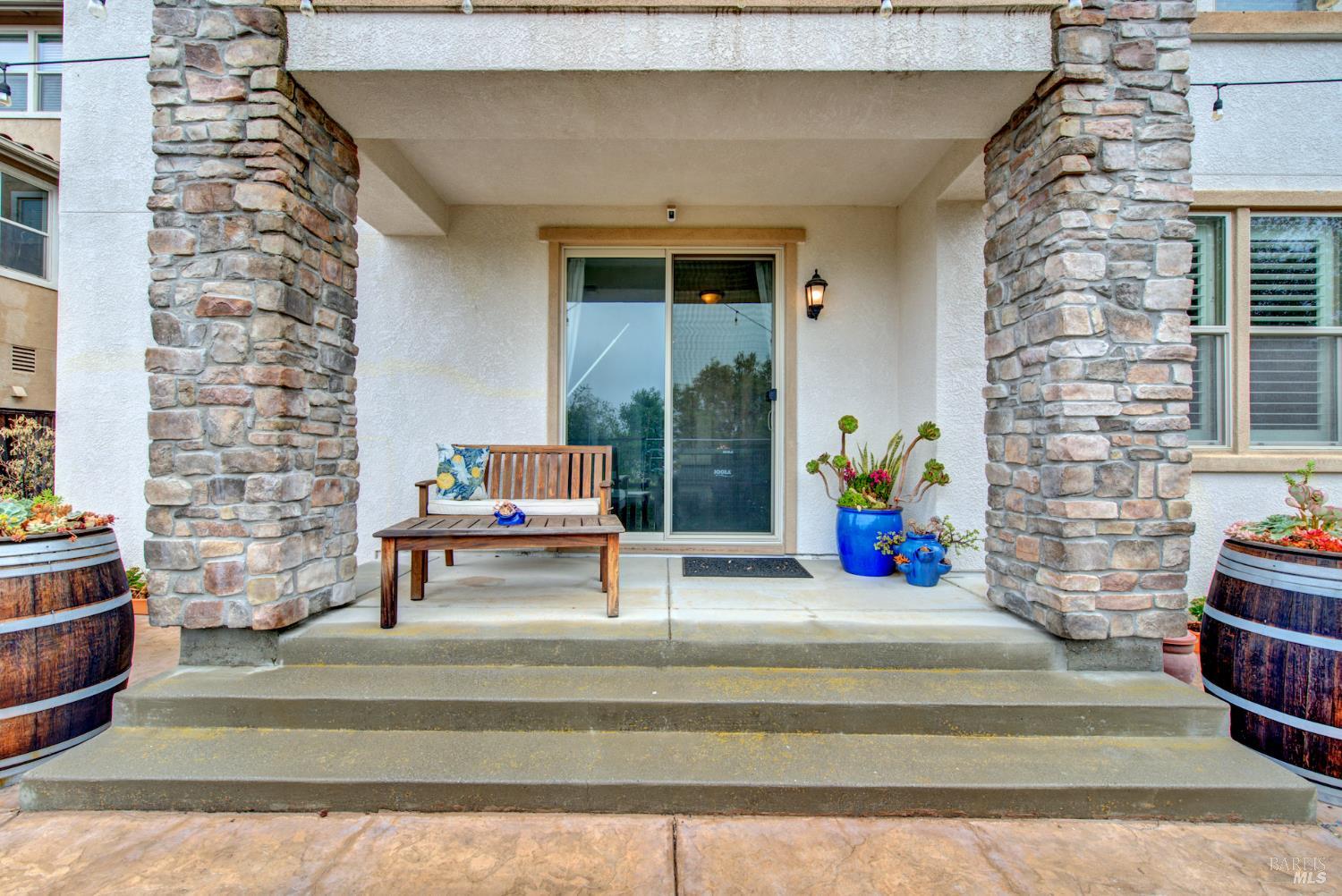 583 Via De Bella Fairfield CA 94534