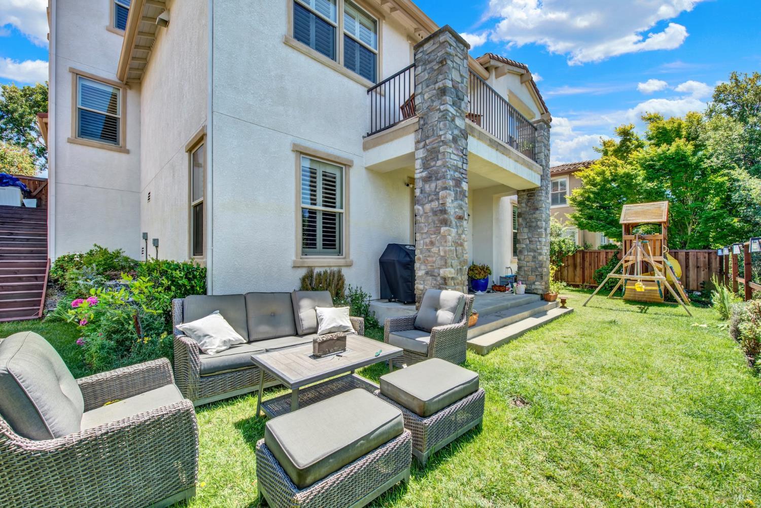 583 Via De Bella Fairfield CA 94534