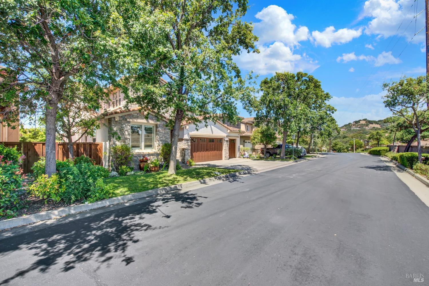 583 Via De Bella Fairfield CA 94534