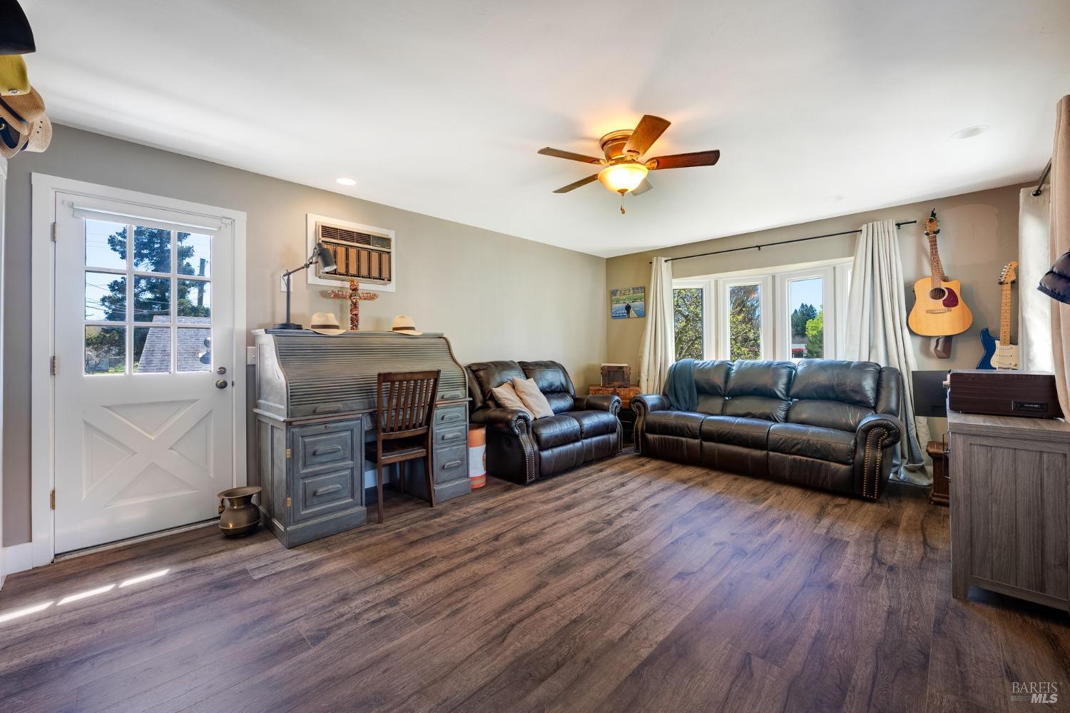 1220 Gravenstein Highway N Sebastopol CA 95472