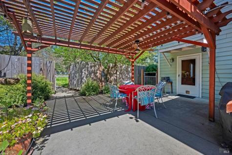 1220 Gravenstein Highway N Sebastopol CA 95472