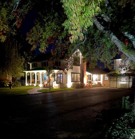 1220 Gravenstein Highway N Sebastopol CA 95472