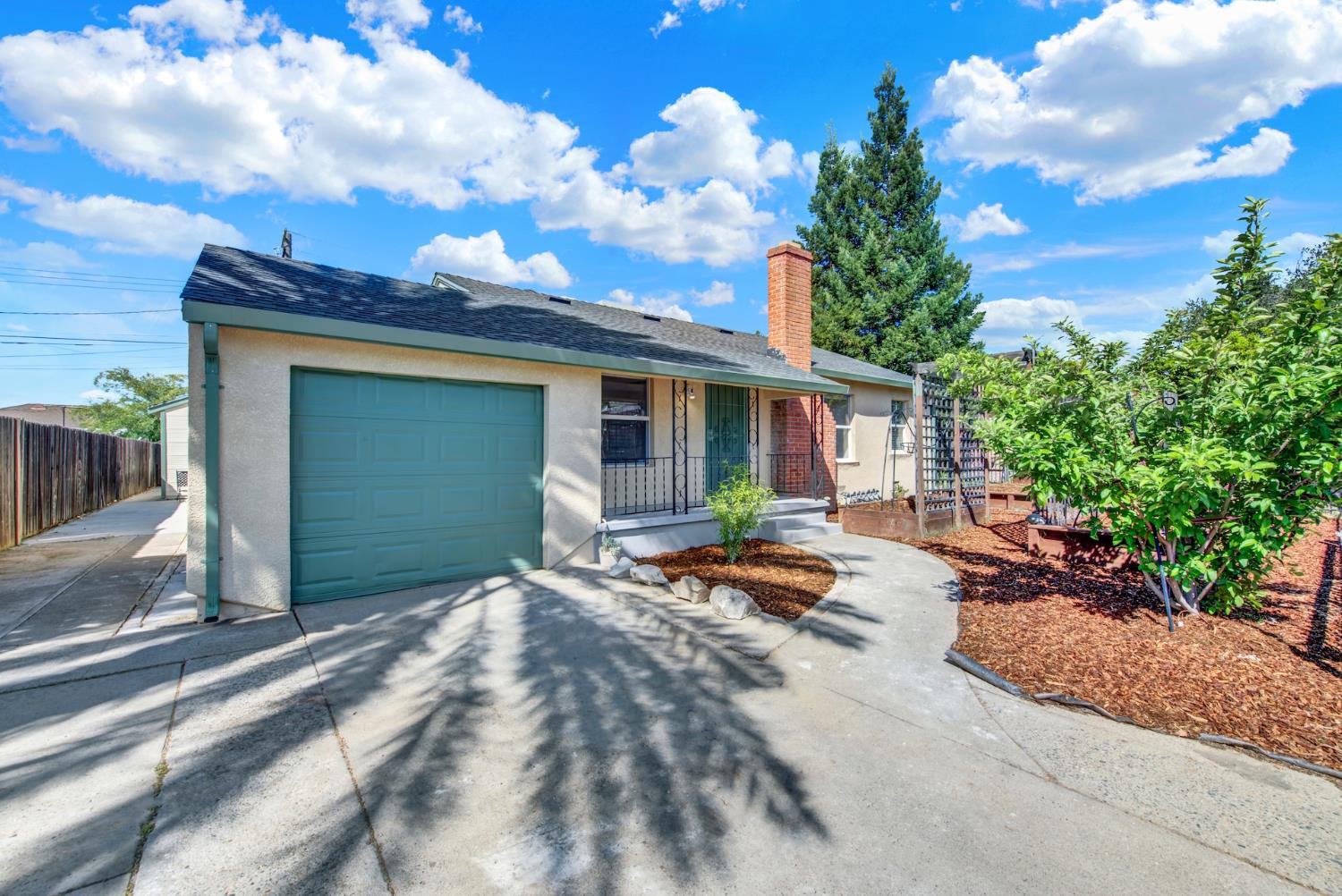 5631 35th Avenue Sacramento CA 95824