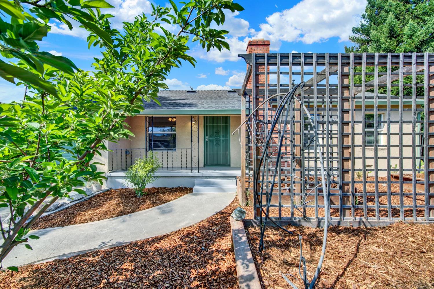 5631 35th Avenue Sacramento CA 95824