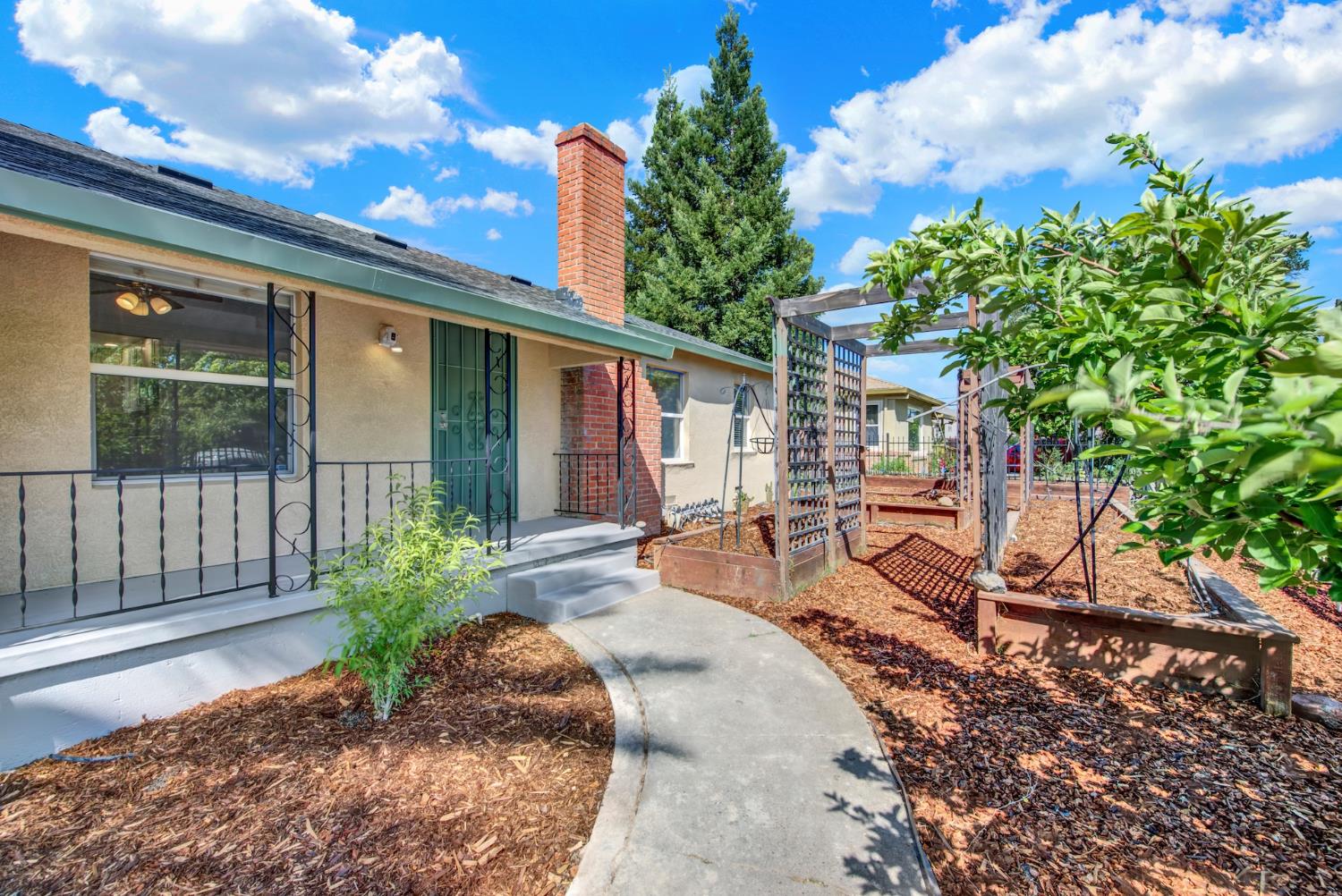5631 35th Avenue Sacramento CA 95824