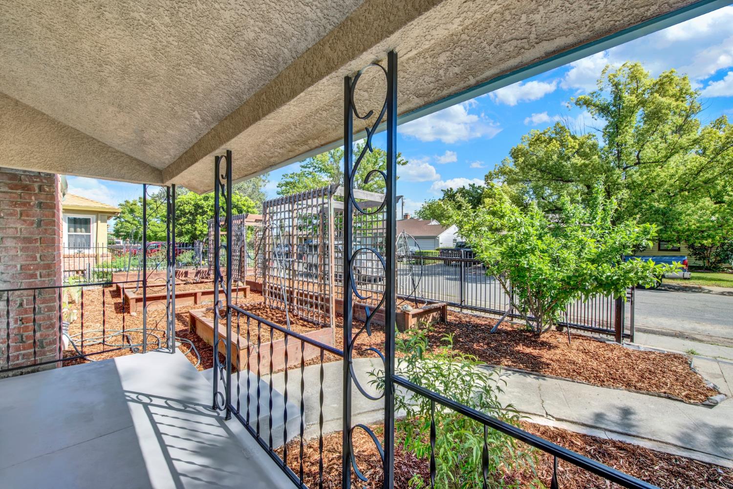 5631 35th Avenue Sacramento CA 95824
