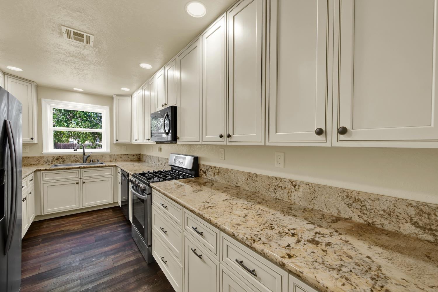 5631 35th Avenue Sacramento CA 95824