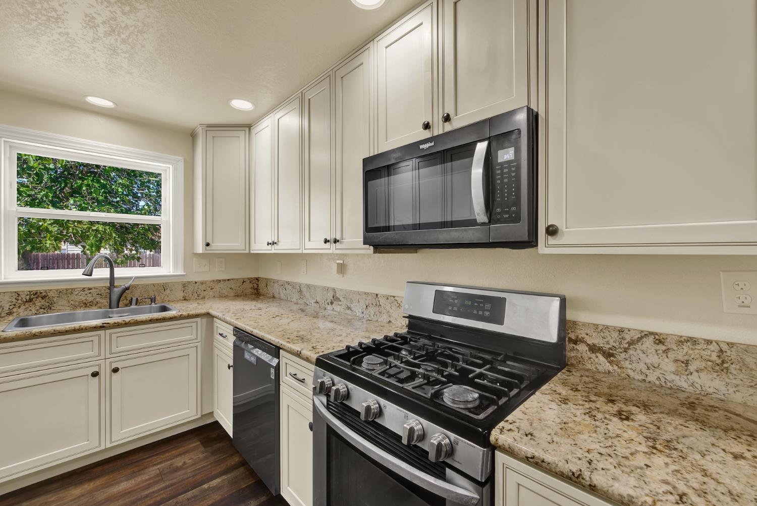 5631 35th Avenue Sacramento CA 95824