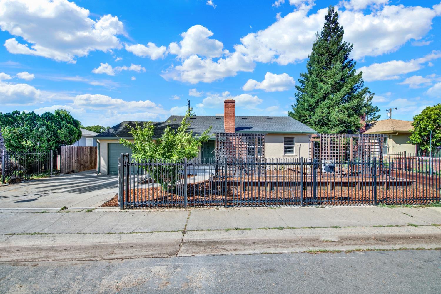 5631 35th Avenue Sacramento CA 95824