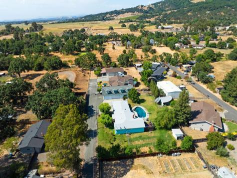 4068 Haney Drive Santa Rosa CA 95407