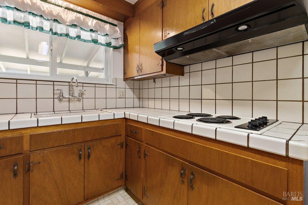 2560 Fraser Court Pinole CA 94564
