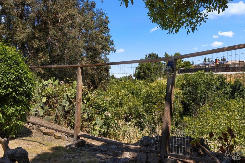 2560 Fraser Court Pinole CA 94564