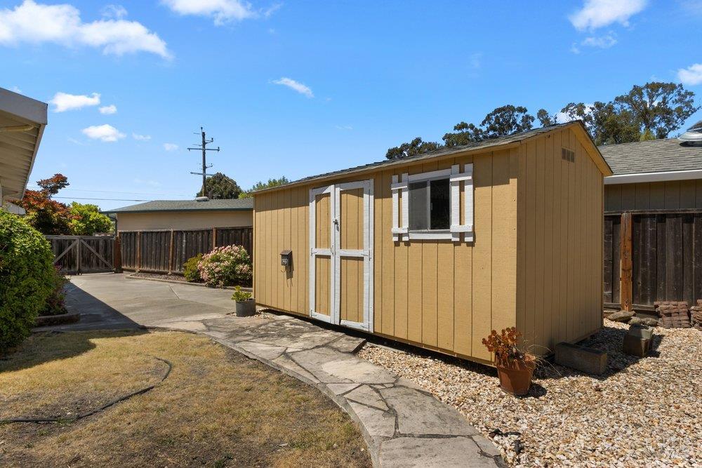 2560 Fraser Court Pinole CA 94564