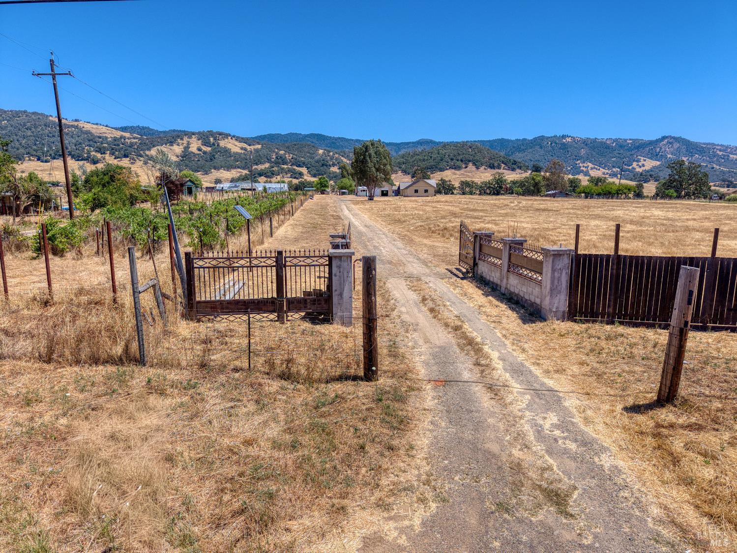 10341 East Side Potter Vallley Road Potter Valley CA 94469