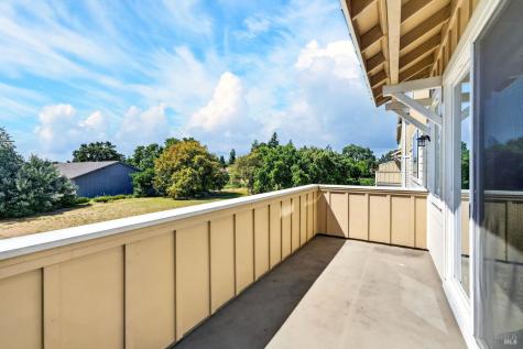 2017 Elson Way Santa Rosa CA 95403