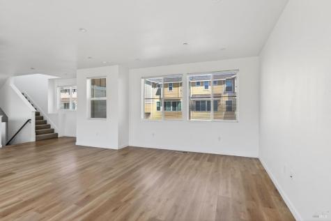 2017 Elson Way Santa Rosa CA 95403