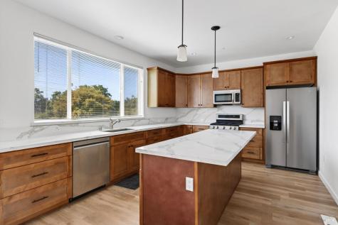 2017 Elson Way Santa Rosa CA 95403