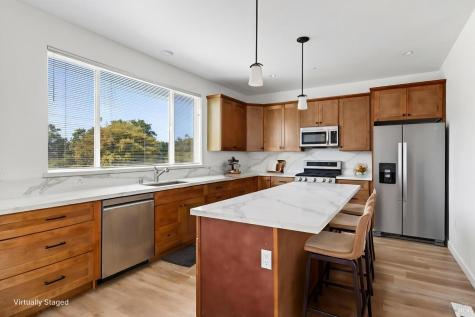 2017 Elson Way Santa Rosa CA 95403