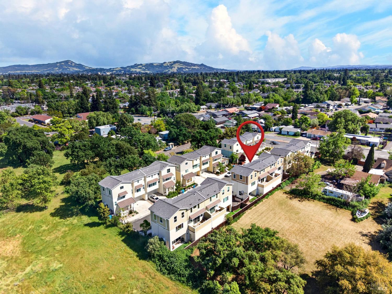 2017 Elson Way Santa Rosa CA 95403