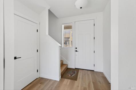2017 Elson Way Santa Rosa CA 95403