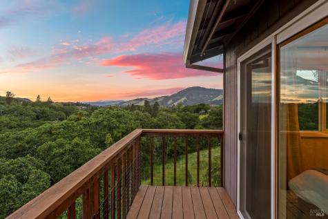 4733 Hidden Oaks Road Santa Rosa CA 95404
