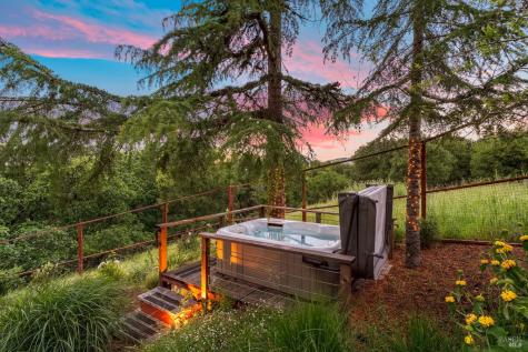 4733 Hidden Oaks Road Santa Rosa CA 95404
