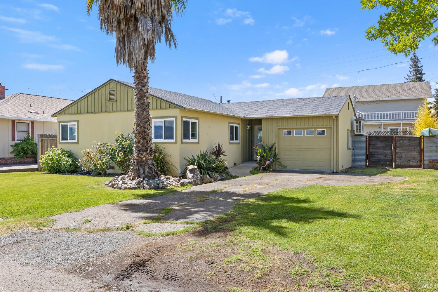 15 Lupoyoma Avenue Lakeport CA 95453