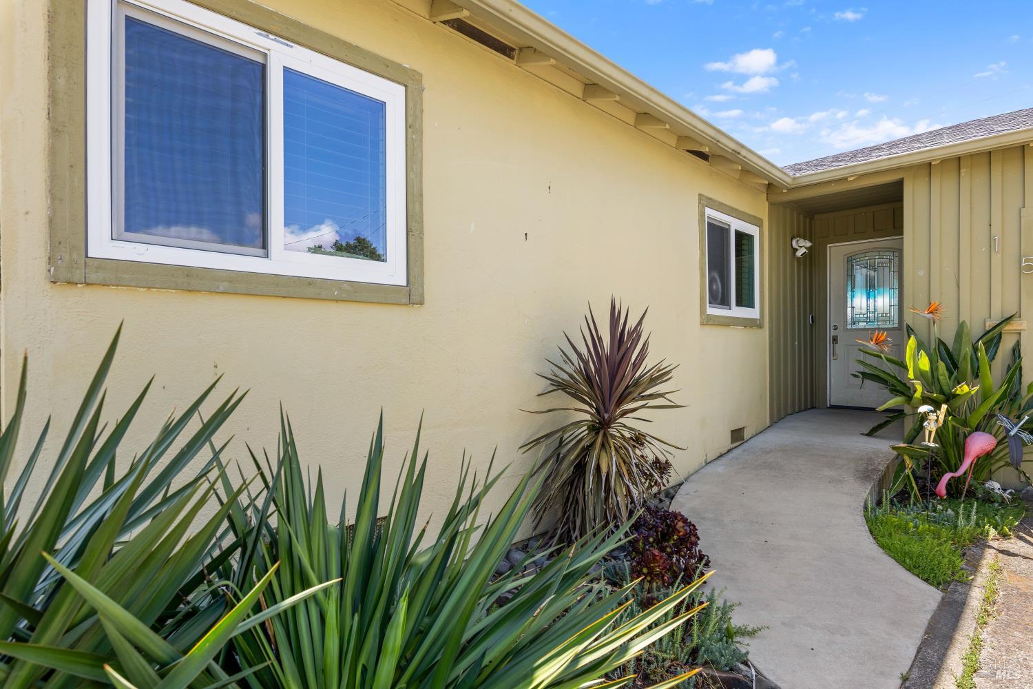 15 Lupoyoma Avenue Lakeport CA 95453