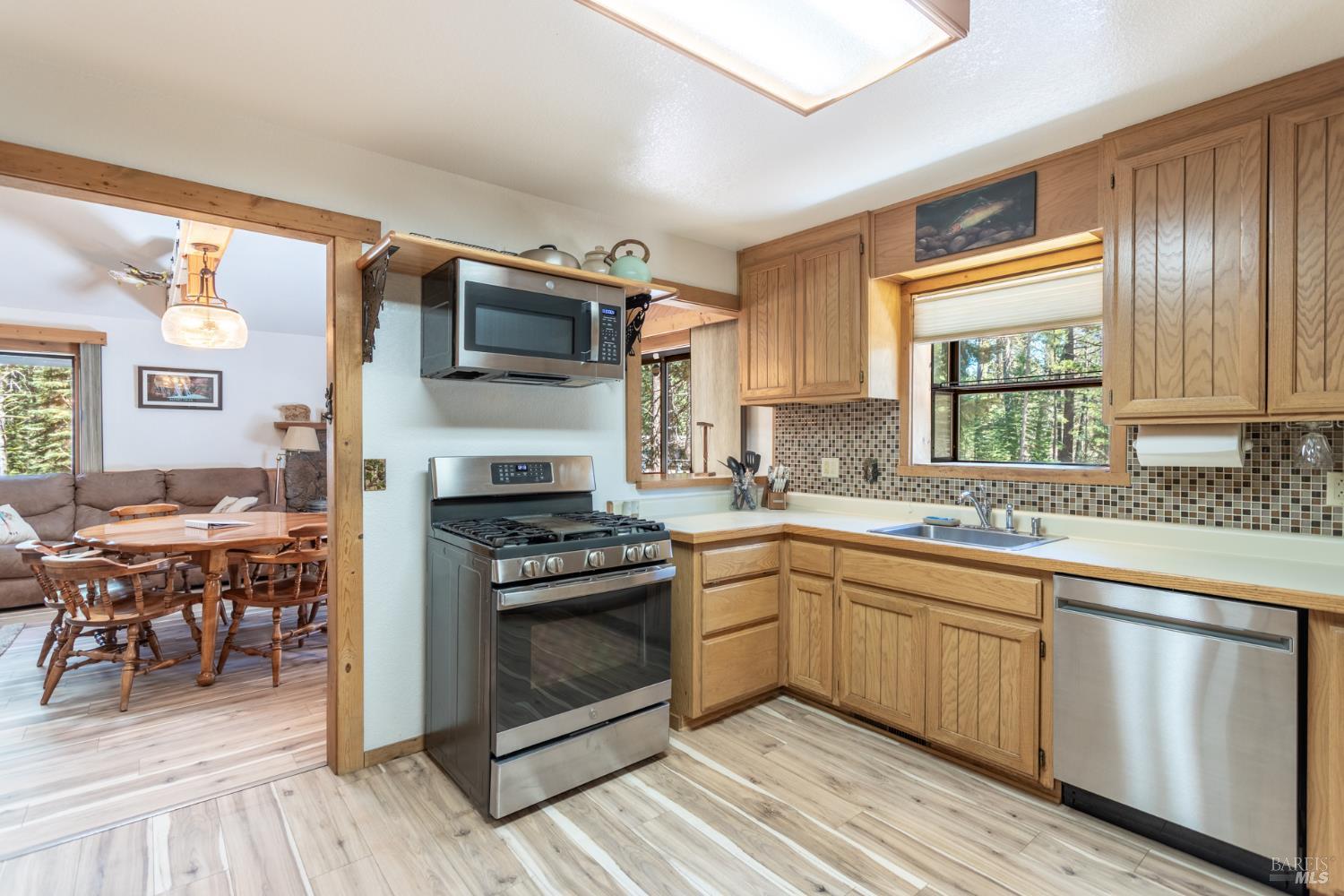 12505 Sugarloaf Lane Old Station CA 96071