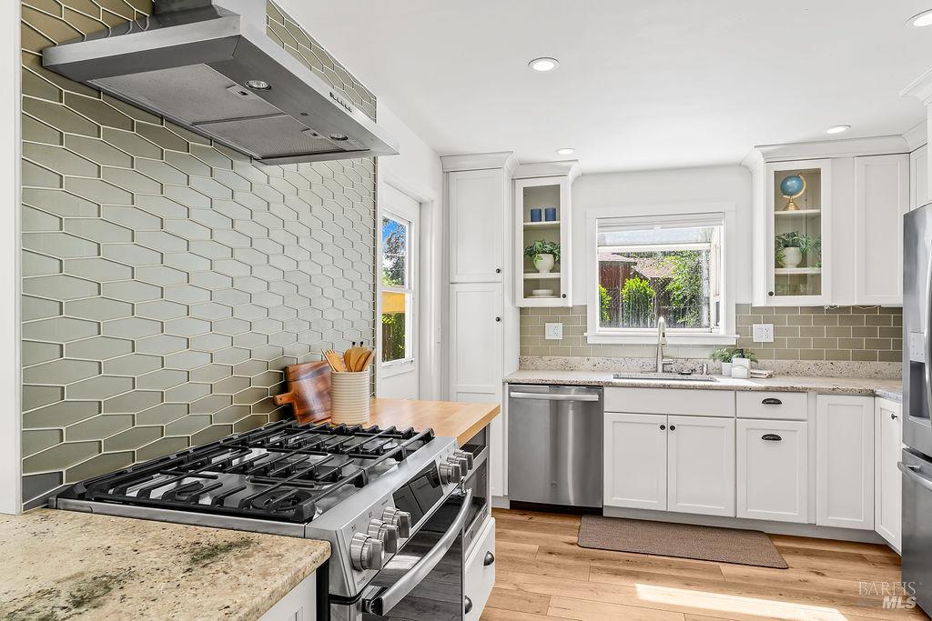 1870 N Fitch Mountain Road Healdsburg CA 95448