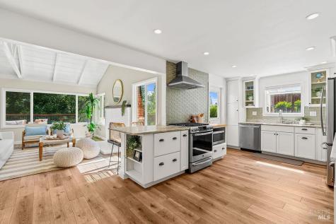 1870 N Fitch Mountain Road Healdsburg CA 95448