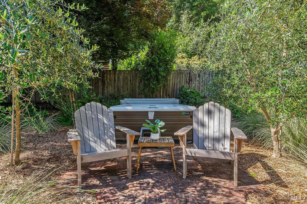 1870 N Fitch Mountain Road Healdsburg CA 95448