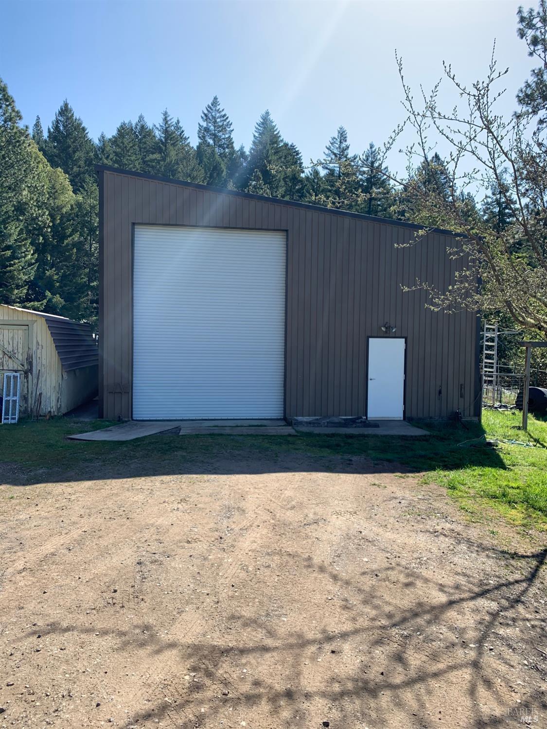 3550 Chinquapin Drive Willits CA 95490