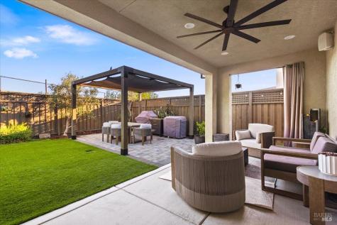 1469 Oak Circle Rohnert Park CA 94928