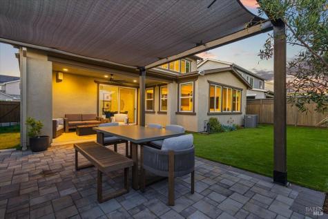 1469 Oak Circle Rohnert Park CA 94928