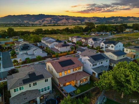 1469 Oak Circle Rohnert Park CA 94928