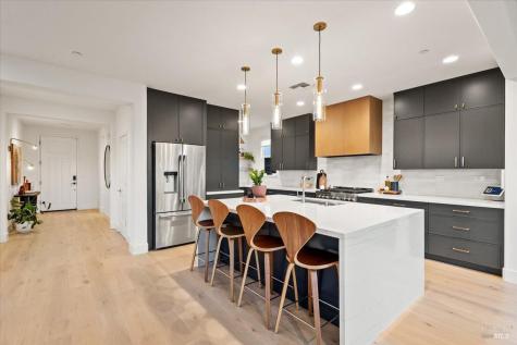 1469 Oak Circle Rohnert Park CA 94928