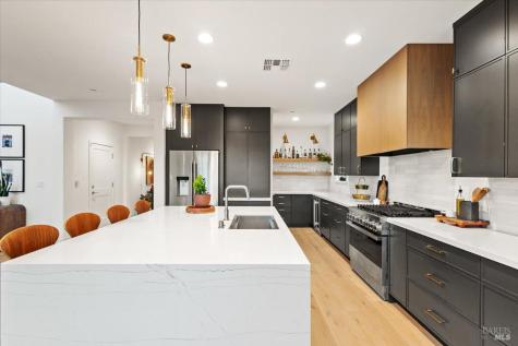 1469 Oak Circle Rohnert Park CA 94928