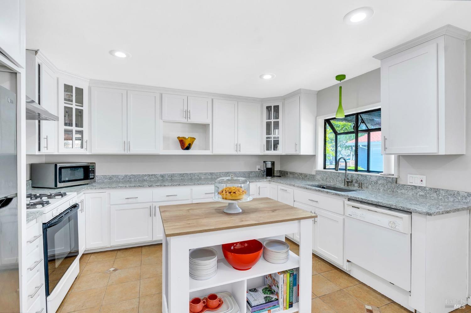 1034 Terrace Drive Napa CA 94559