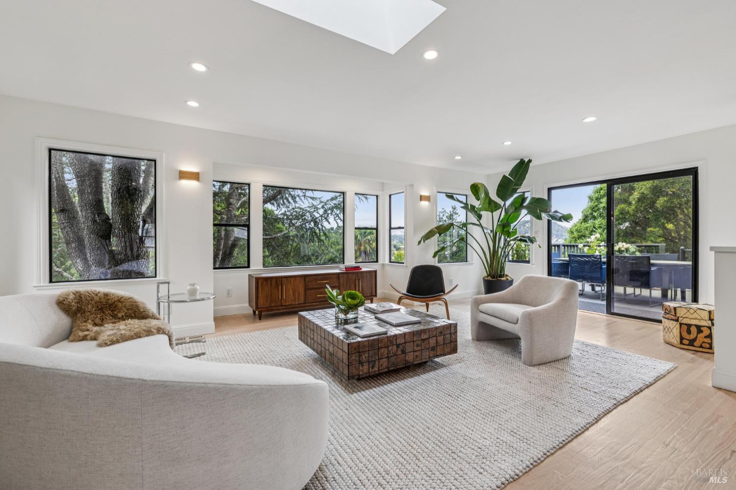 23 Blossom Drive San Rafael CA 94901