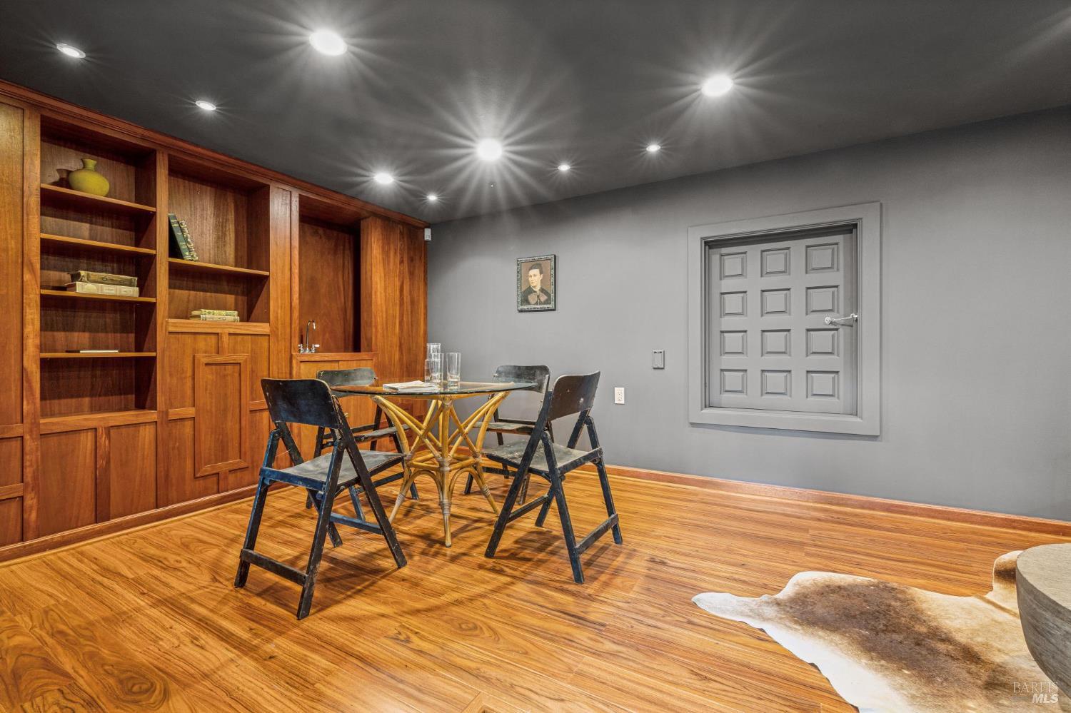 23 Blossom Drive San Rafael CA 94901