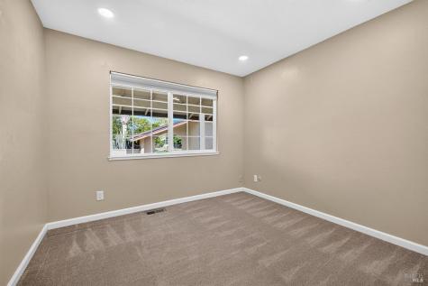 5469 Country Club Drive Rohnert Park CA 94928