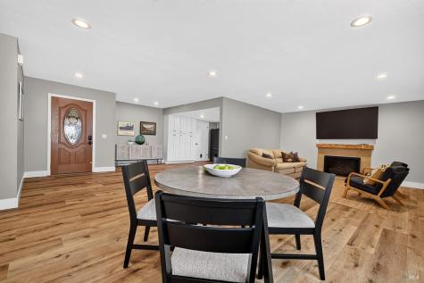 5469 Country Club Drive Rohnert Park CA 94928