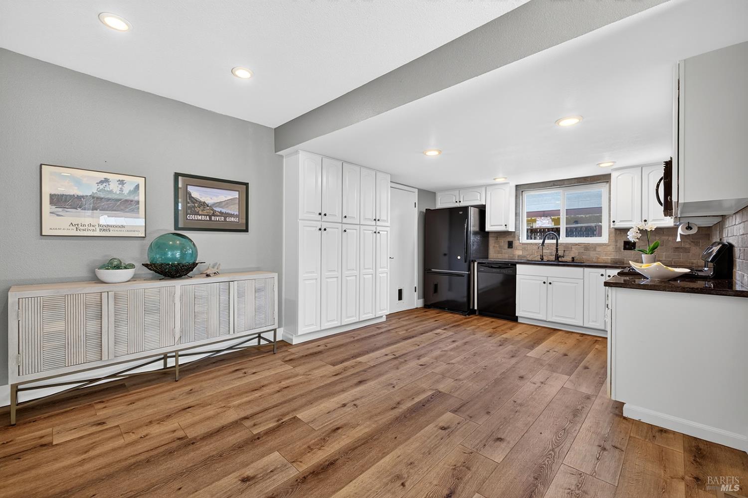 5469 Country Club Drive Rohnert Park CA 94928