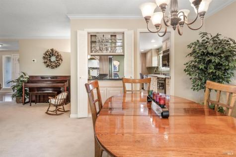 113 Valley Oaks Drive Santa Rosa CA 95409