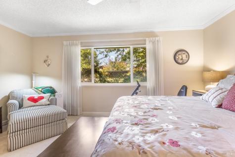 113 Valley Oaks Drive Santa Rosa CA 95409