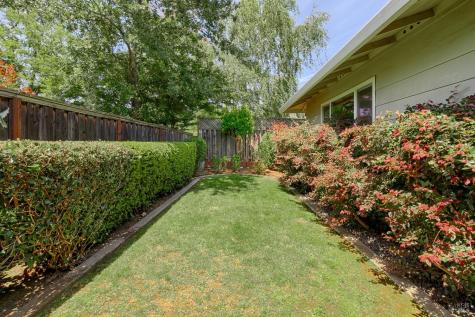 113 Valley Oaks Drive Santa Rosa CA 95409