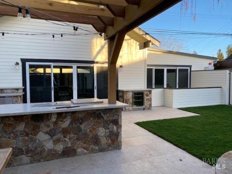 1016-1018 Spring Street Santa Rosa CA 95404