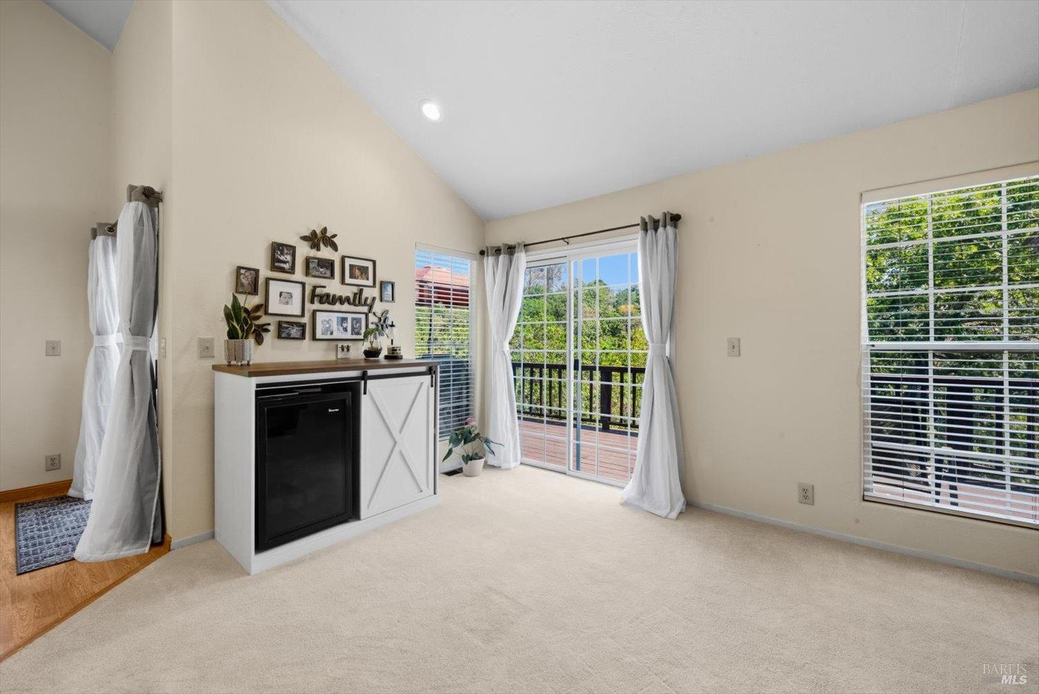 258 Circle Oaks Drive Napa CA 94558